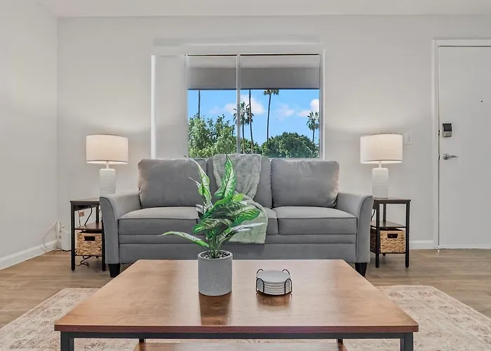 Explore From Modern Retreat Apartment Mesa