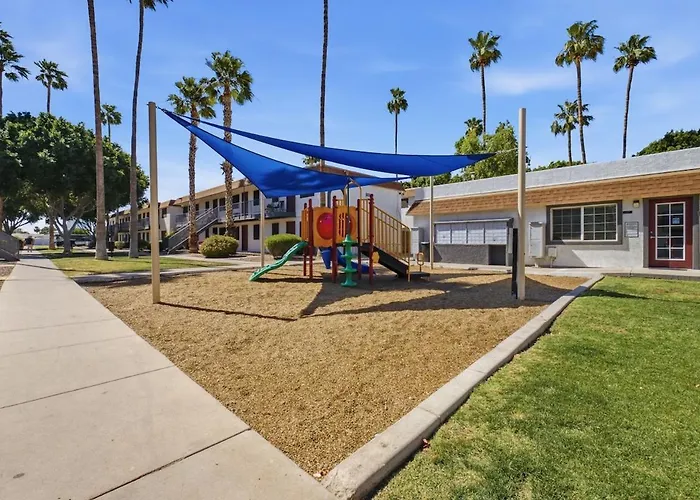 Explore From Modern Retreat Mesa